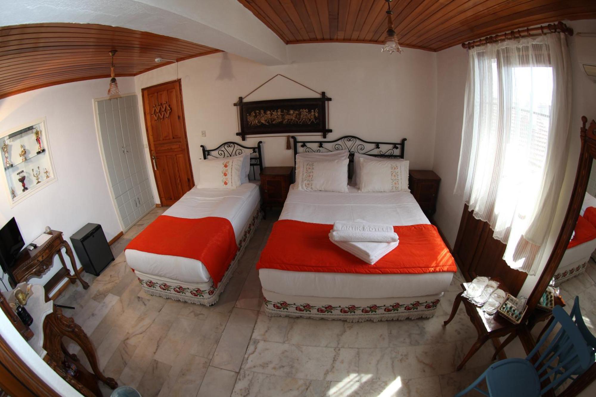 Alacati Antik Motel Çeşme Luaran gambar